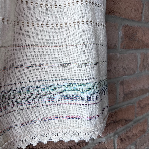 SUMMER TOP | Tan handmade embroidered crocheted shoe sleeve cottage core shirt - Picture 14 of 16